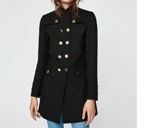 Military coat with high collar and long sleeves